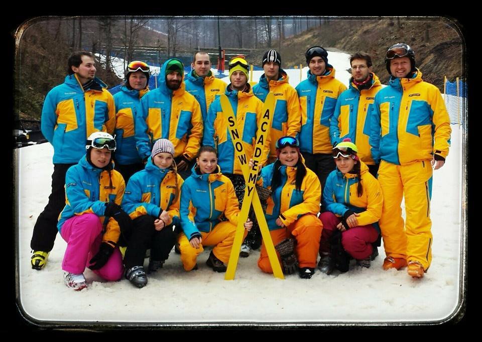 Bezplatná skupinová výučba lyžovania a snowboardingu pre deti a dospelých