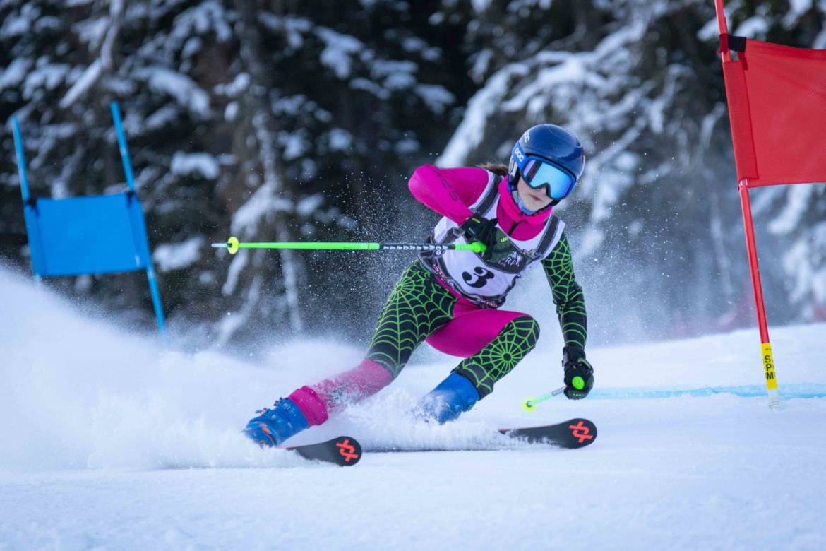 Majstrovstvá-SR-žiakov-obrovský-slalom-kopie.jpg