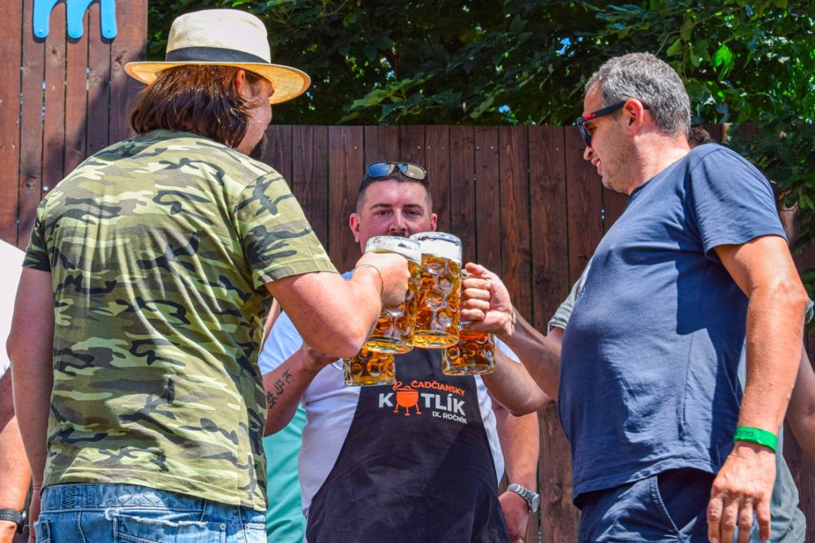 Pivný-Račafest-1.-ročník.jpeg